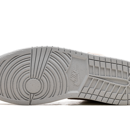 Air Jordan 1 Low "Light Brown"