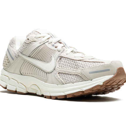 Nike Zoom Vomero 5 WMNS "Light Orewood Brown"