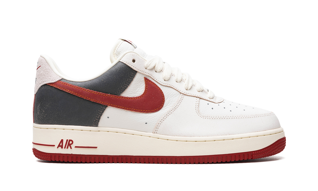 Nike Air Force 1 Low "Chicago"