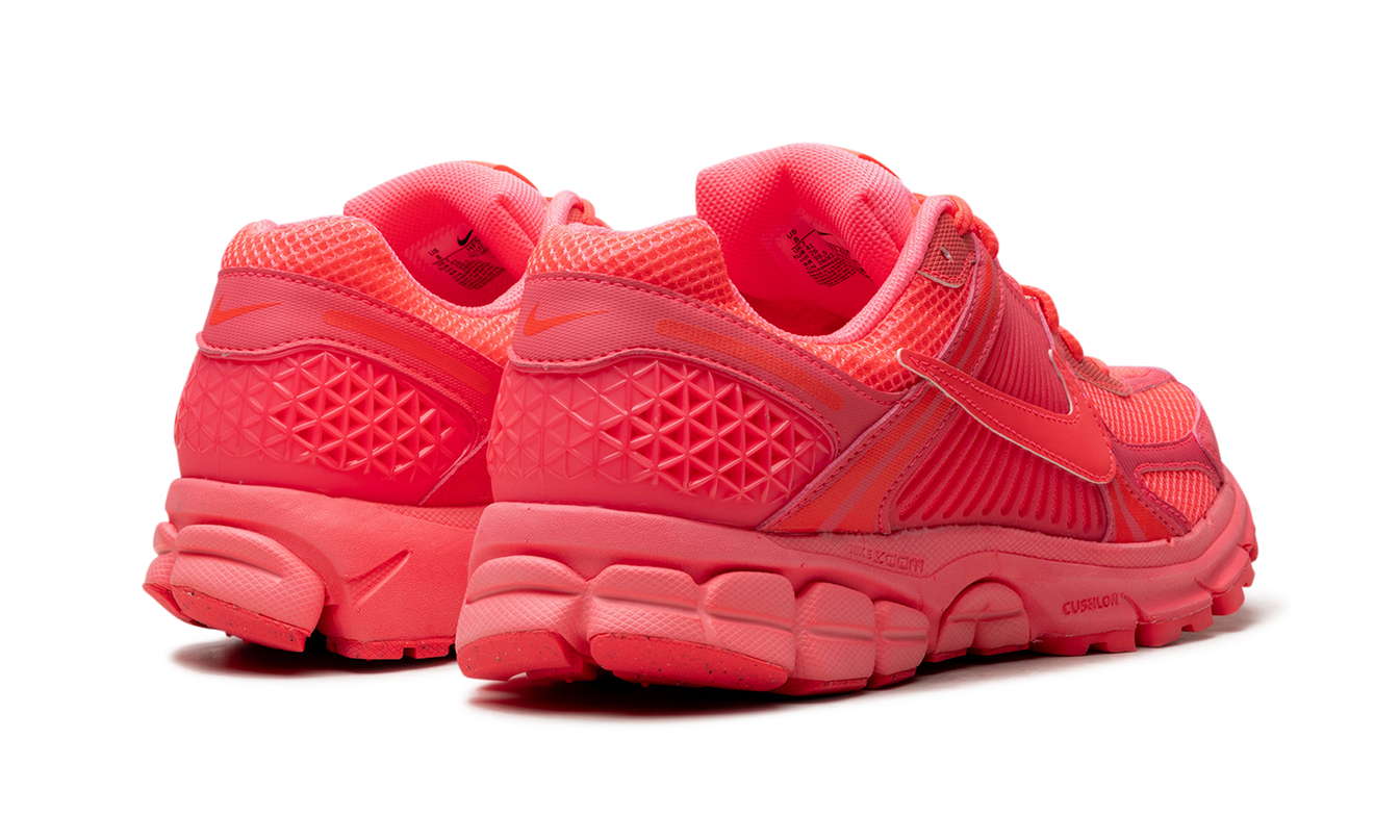 Nike Zoom Vomero 5 "Hot Punch"