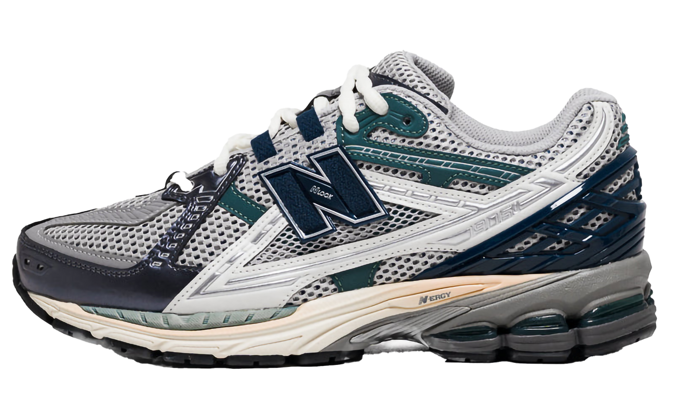 New Balance 1906R "Silber Metallic / Tiefer Ozean"