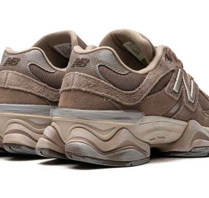 New Balance 9060 „Pilzbraun“