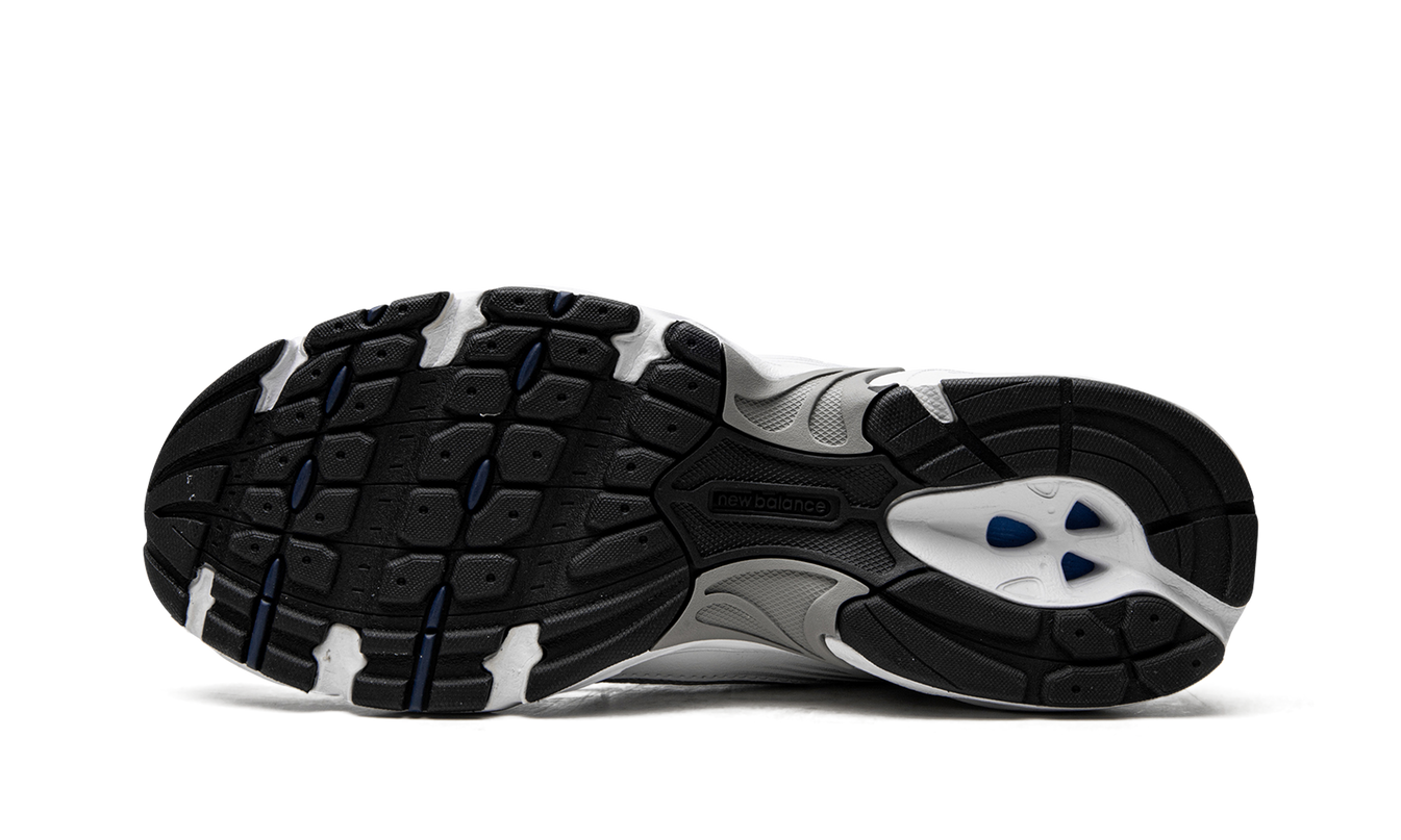 New Balance 530 "WHITE/SILVER/NAVY"