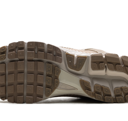 Nike Zoom Vomero 5 "Khaki"