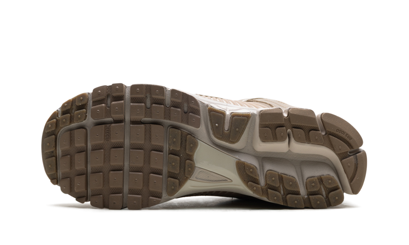 Nike Zoom Vomero 5 "Khaki"