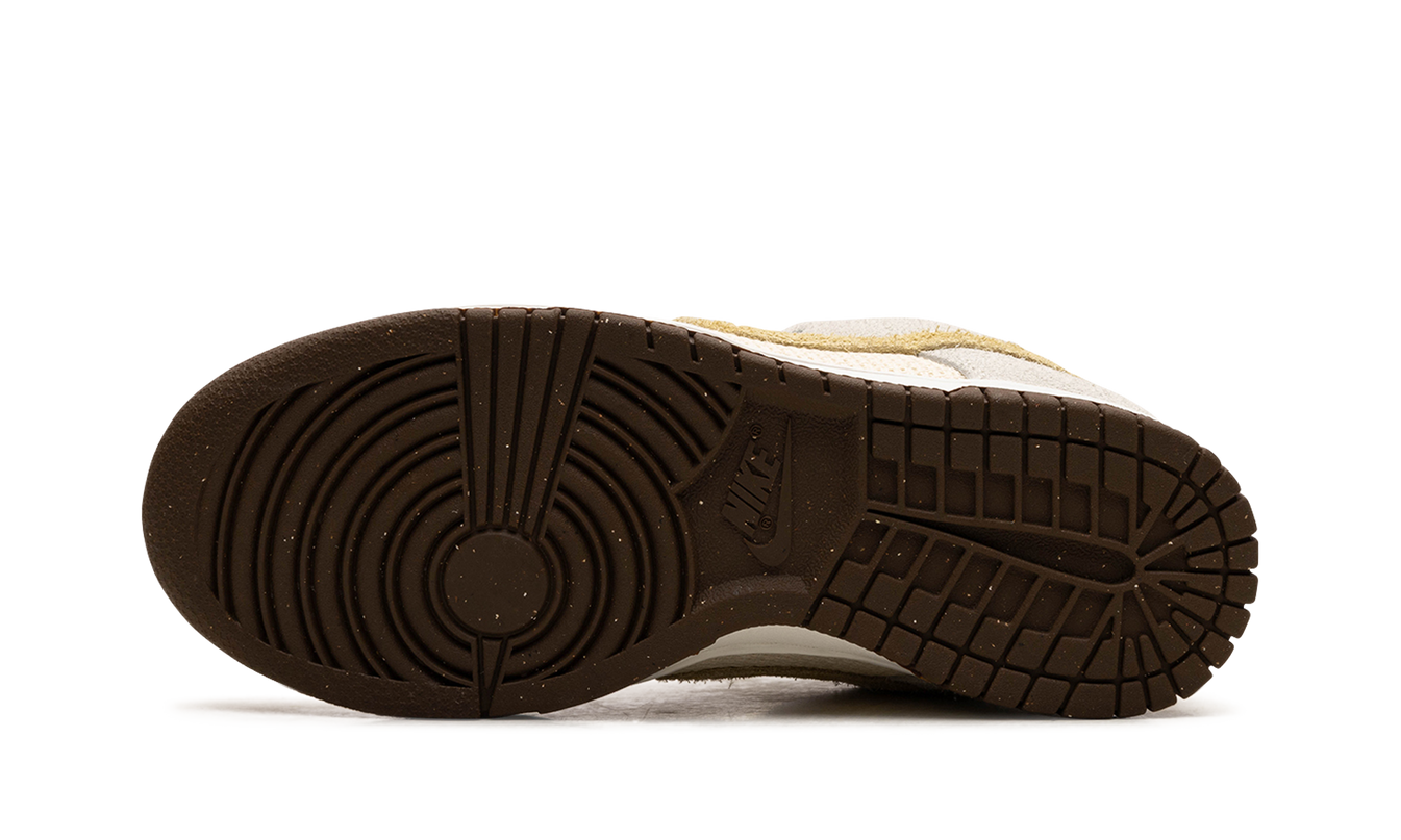 Nike Dunk Low WMNS "Coconut Milk Hemp"