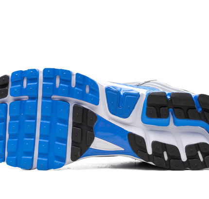 Nike Zoom Vomero 5 "Metallic Silver/Photo Blue"