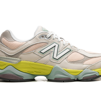 New Balance 9060 "Moonbeam"