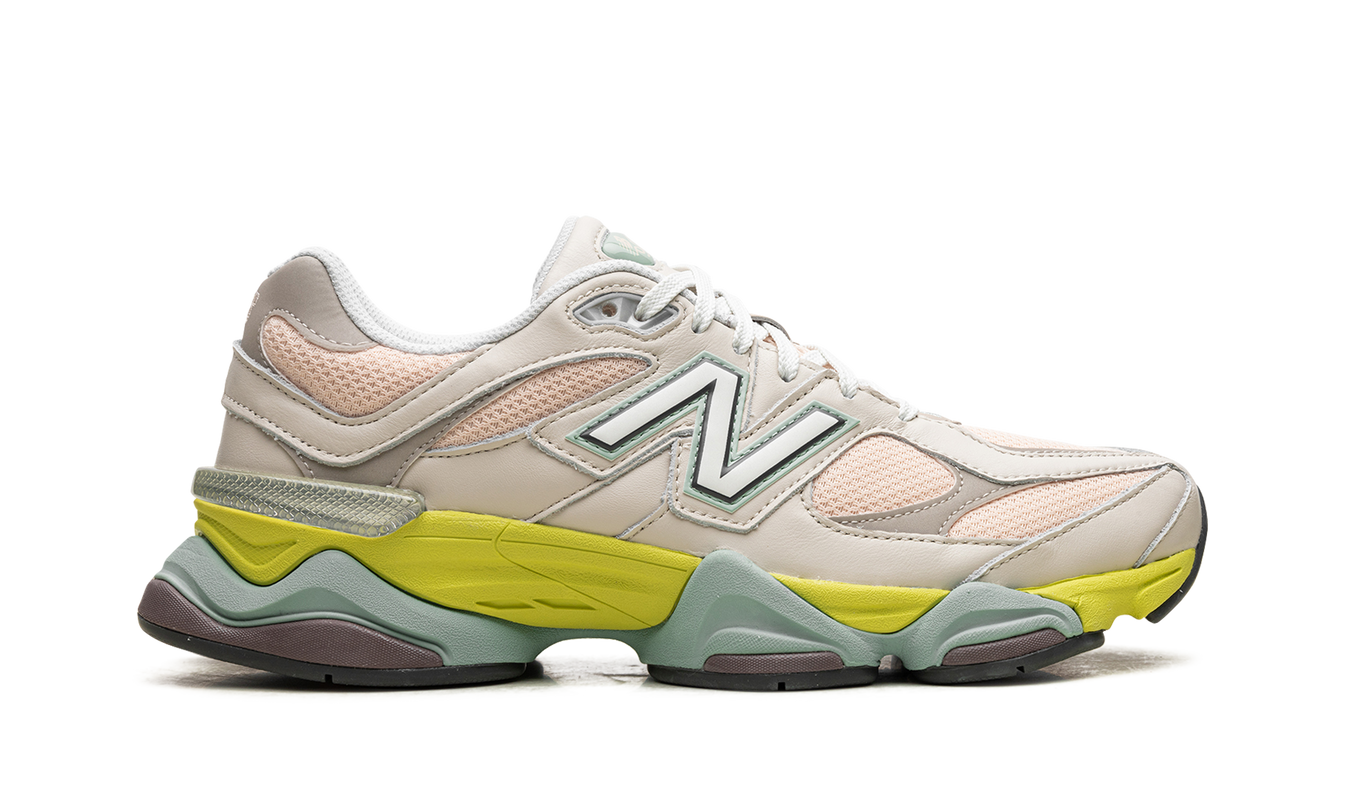 New Balance 9060 "Moonbeam"
