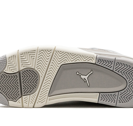 Air Jordan 4 WMNS „Frozen Moments“