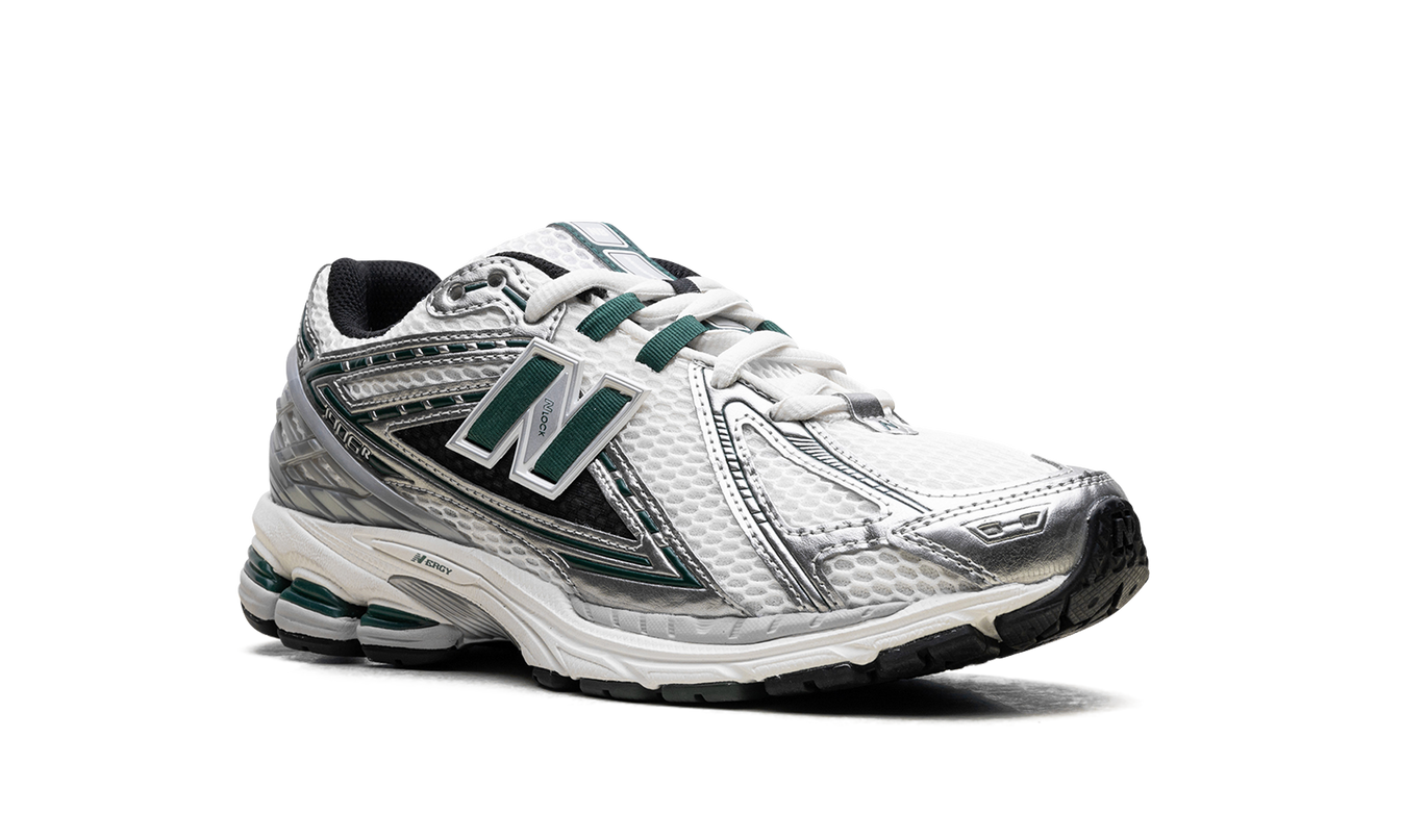 New Balance 1906R „Silber Metallic Nightwatch Green“