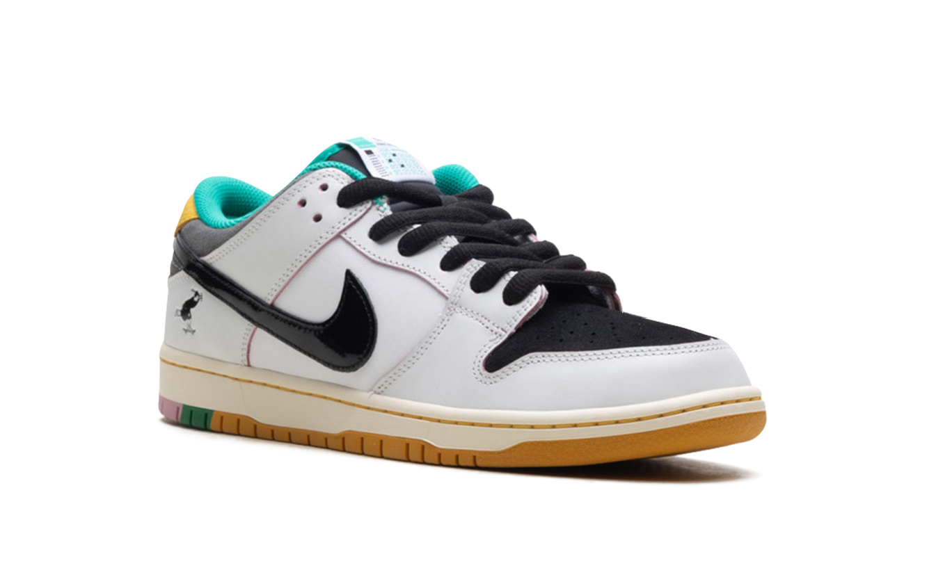 Nike Dunk SB Low "CSEF"