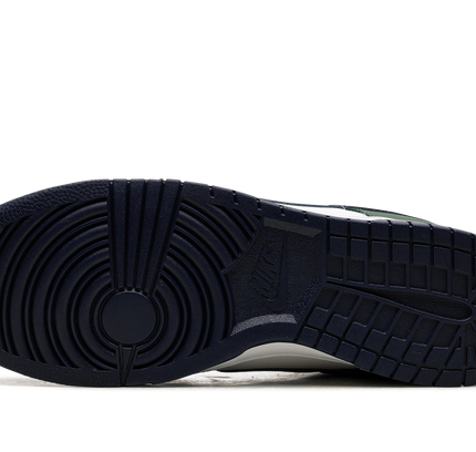 Nike Dunk Low "Fir"