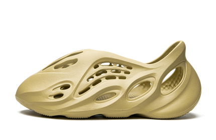 Yeezy Foam Runner „Sulfur“