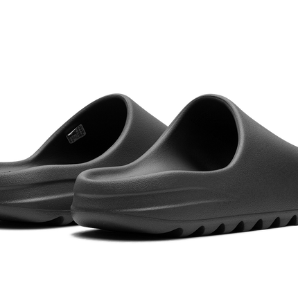 Yeezy Slide "Granit"