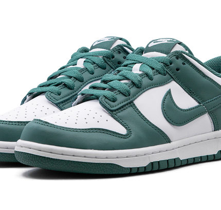 Nike Dunk Low GS "Spruce Green"