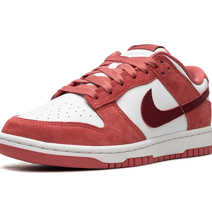 Nike Dunk Low WMNS "Valentine's Day"