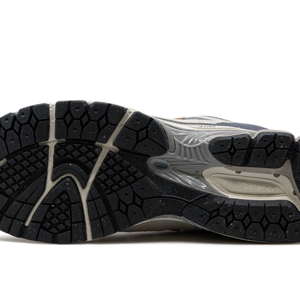 New Balance 1906F "LEINEN"