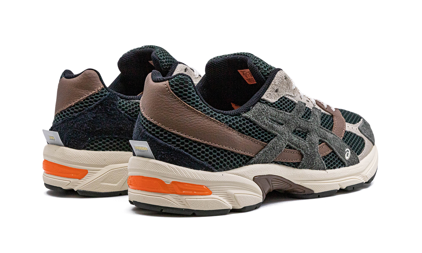 Asics Gel 1130 "HAL Studios"