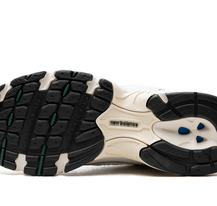 New Balance 530 "Sea Salt Marsh Green"