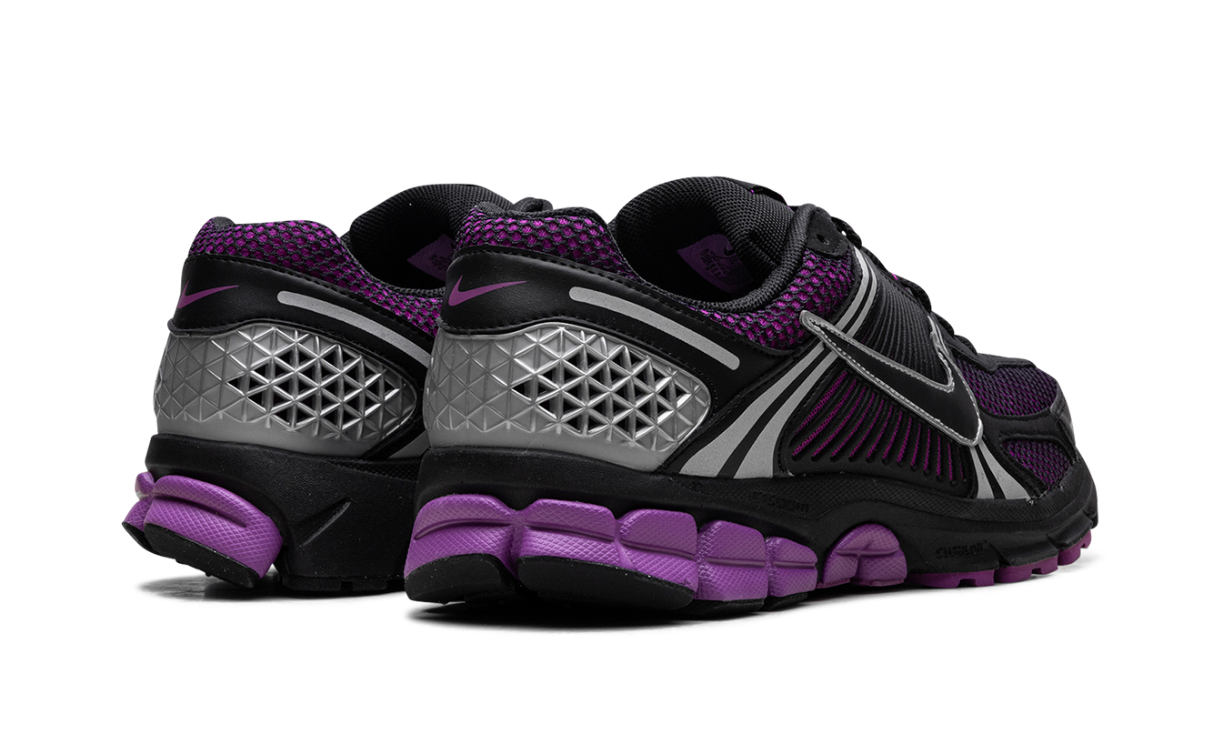 Zoom Vomero 5 „Schwarz Vivid Purple“
