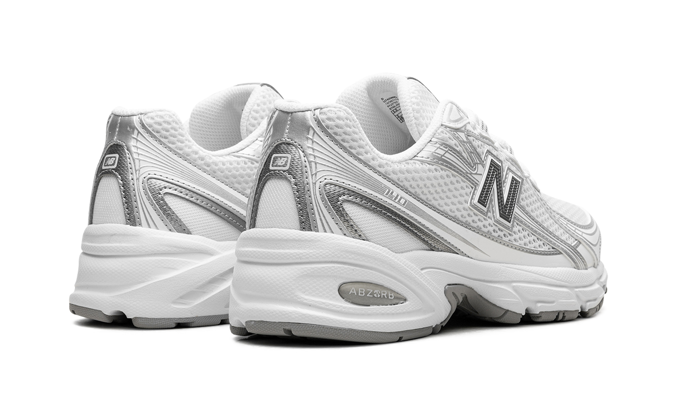 New Balance 740 "White Silver"