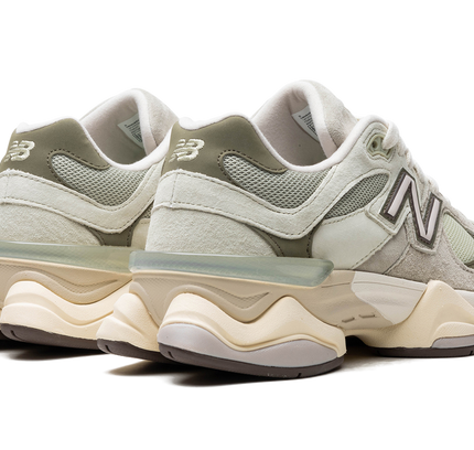 New Balance 9060 "Oliv"
