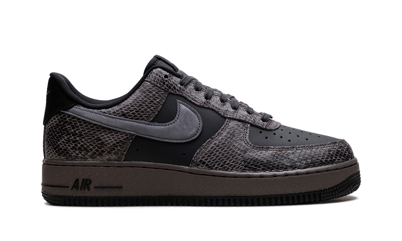 Nike Air Force 1 Low "Off Noir Snakeskin"
