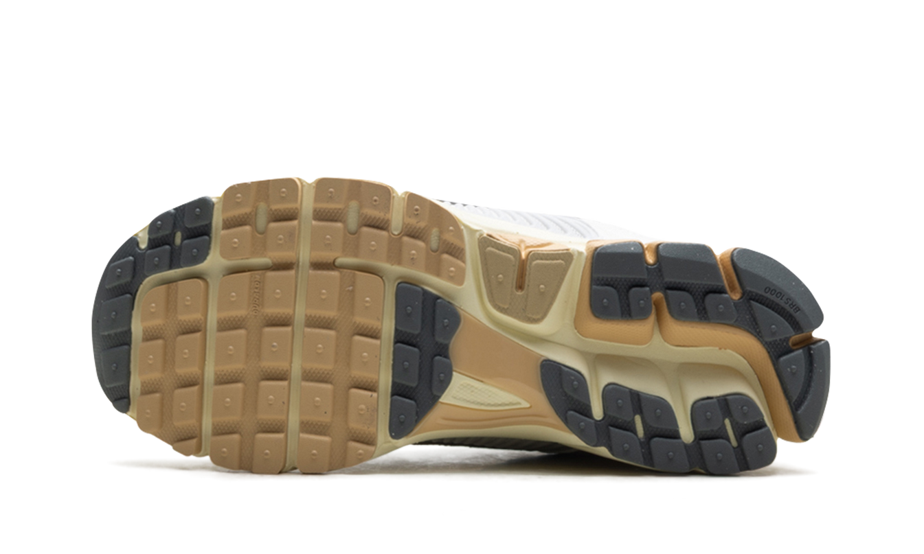 Nike Zoom Vomero 5 WMNS "Summit White Pure Platinum"