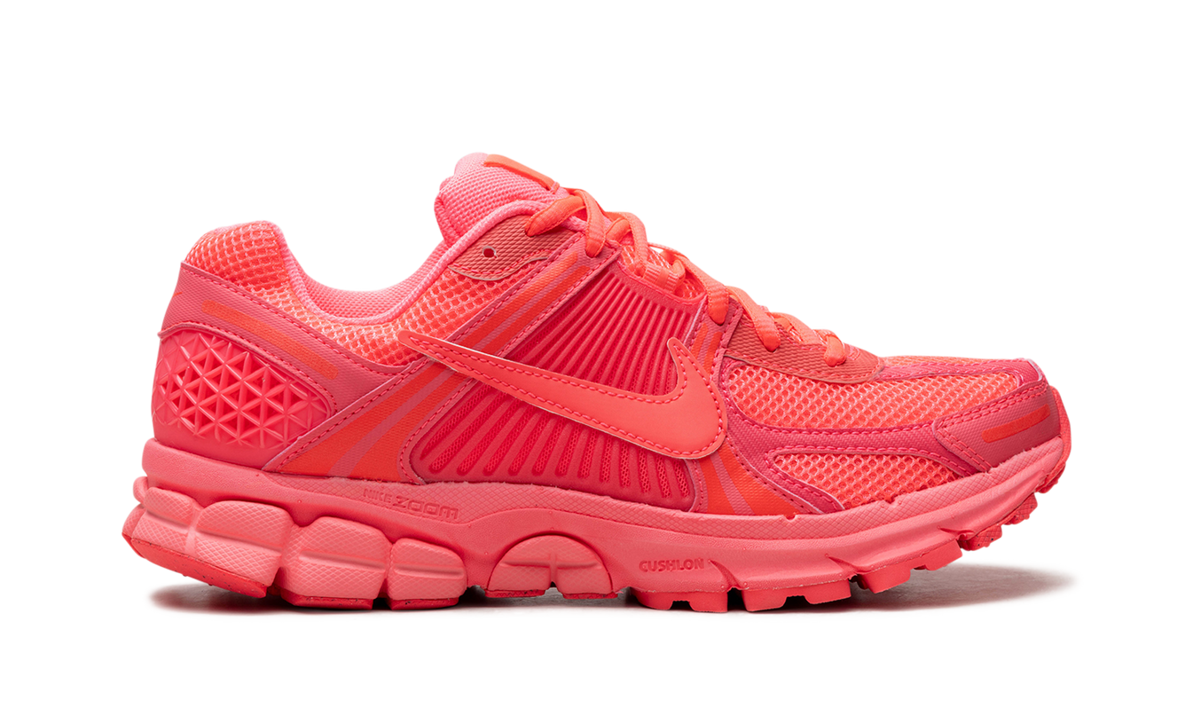 Nike Zoom Vomero 5 "Hot Punch"