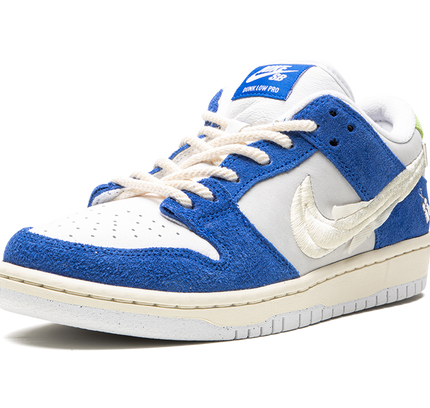 Nike Dunk SB Low "Fly Streetwear - Gardenia"