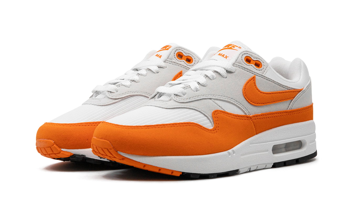 Nike Air Max 1 WMNS "Safety Orange"