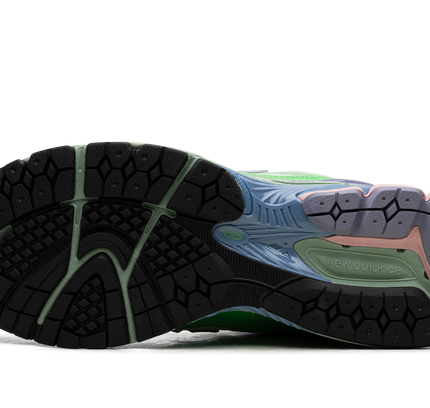 New Balance 1906R "Green Astral Purple"