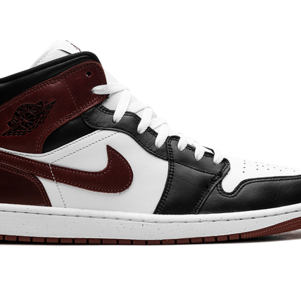 Air Jordan 1 Mid SE "Dark Pony"