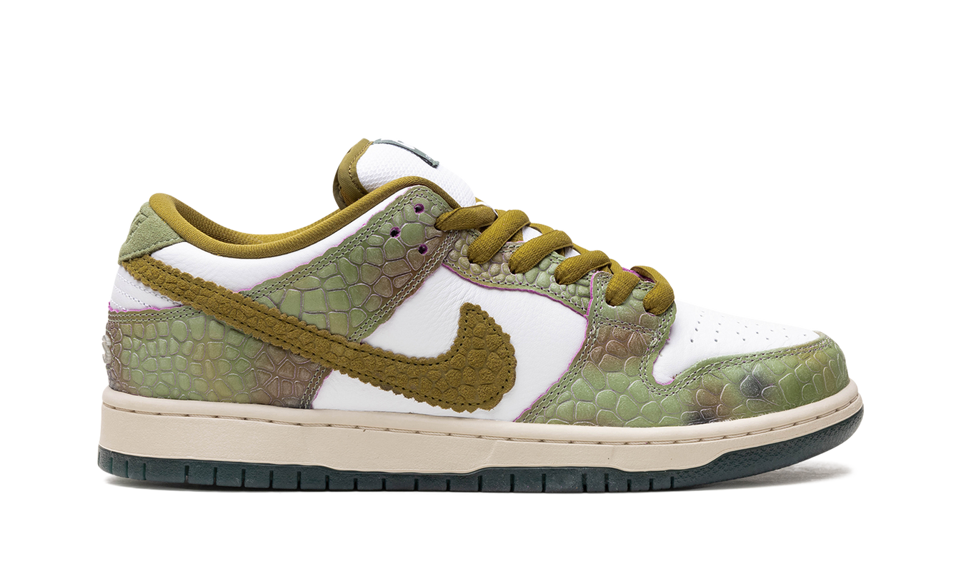 Nike Dunk SB Low "Alexis Sablone - Chameleon"