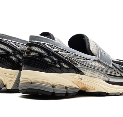 New Balance 1906L "Silber Metallic Creme"