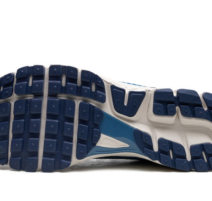 Nike Zoom Vomero 5 "Worn Blue"