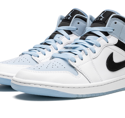 Air Jordan 1 Mid SE "Ice Blue"