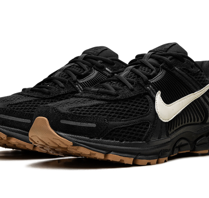 Nike Zoom Vomero 5 "Black Gum"