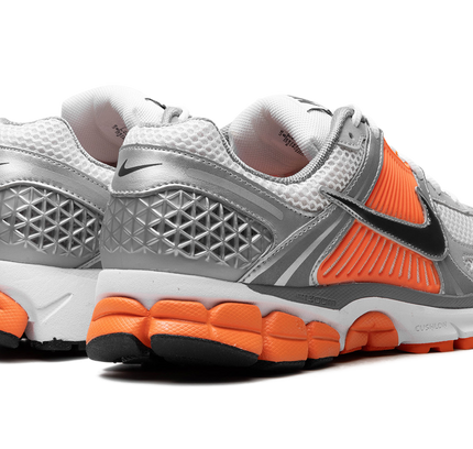 Zoom Vomero 5 „Platinum Tint“