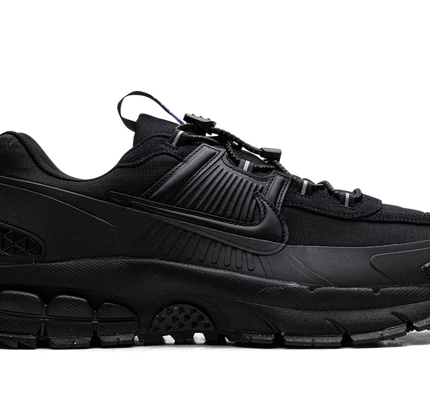 Nike Zoom Vomero Roam "Triple Black"