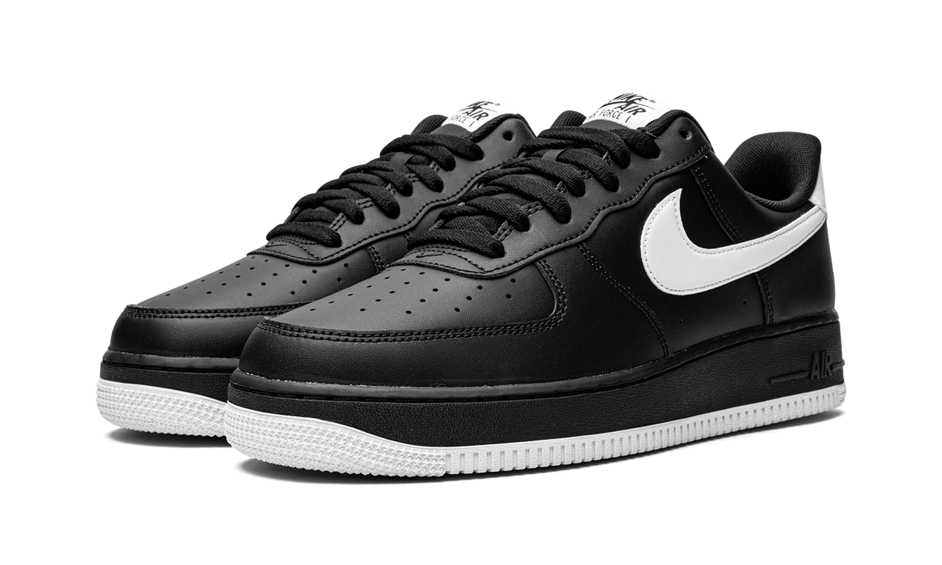 Nike Air Force 1 '07 "Black / White"