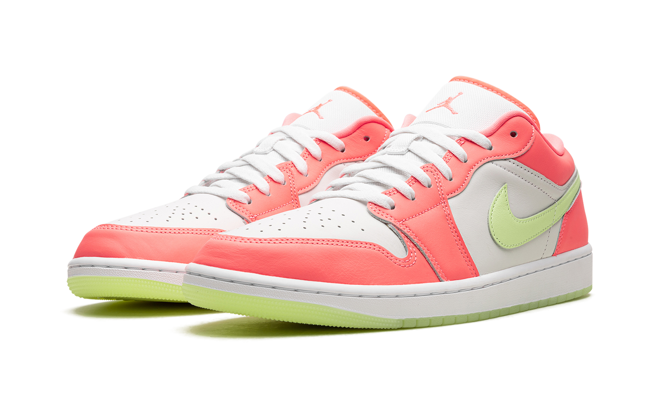Air Jordan 1 Low SE "Lava Glow"