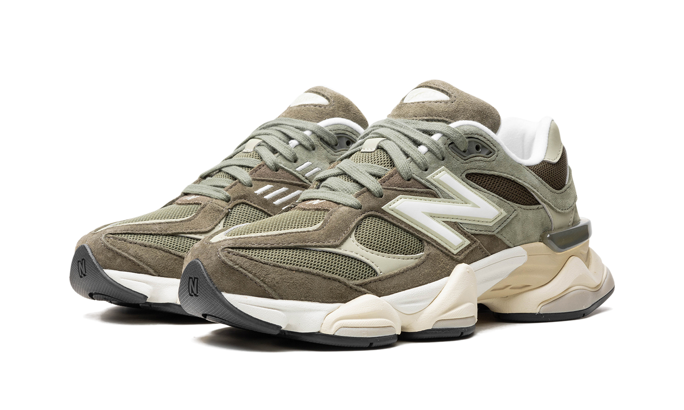 New Balance 9060 „Dunkel Camo / Dunkel Oliv / Sandstein“