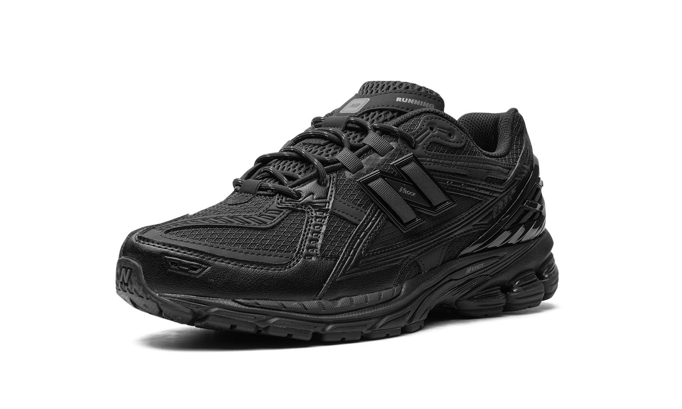 New Balance 1906 "Tripple Black"