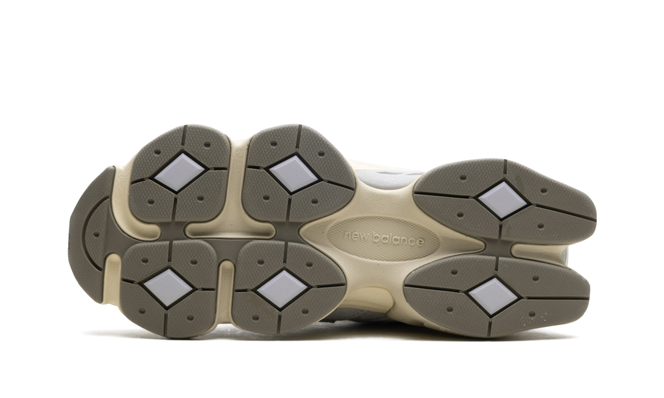 New Balance 9060 "Perlgraues Leinen"