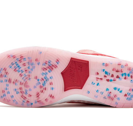 Nike Dunk SB Low Pro "StrangeLove"