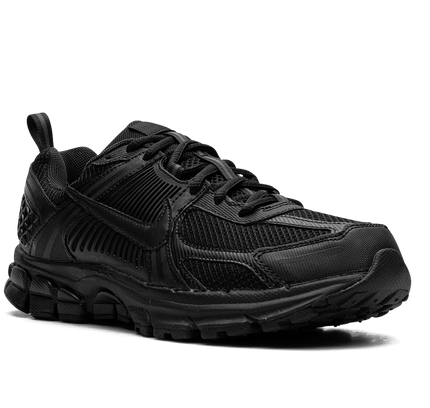 Nike Zoom Vomero 5 GS "Triple Black"