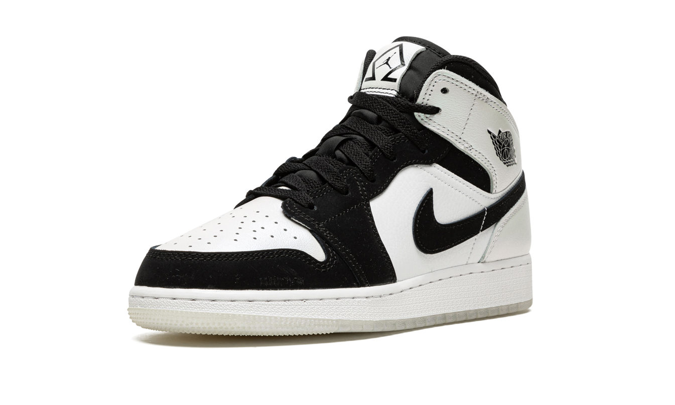 Air Jordan 1 MID SE GS "Diamond Shorts"