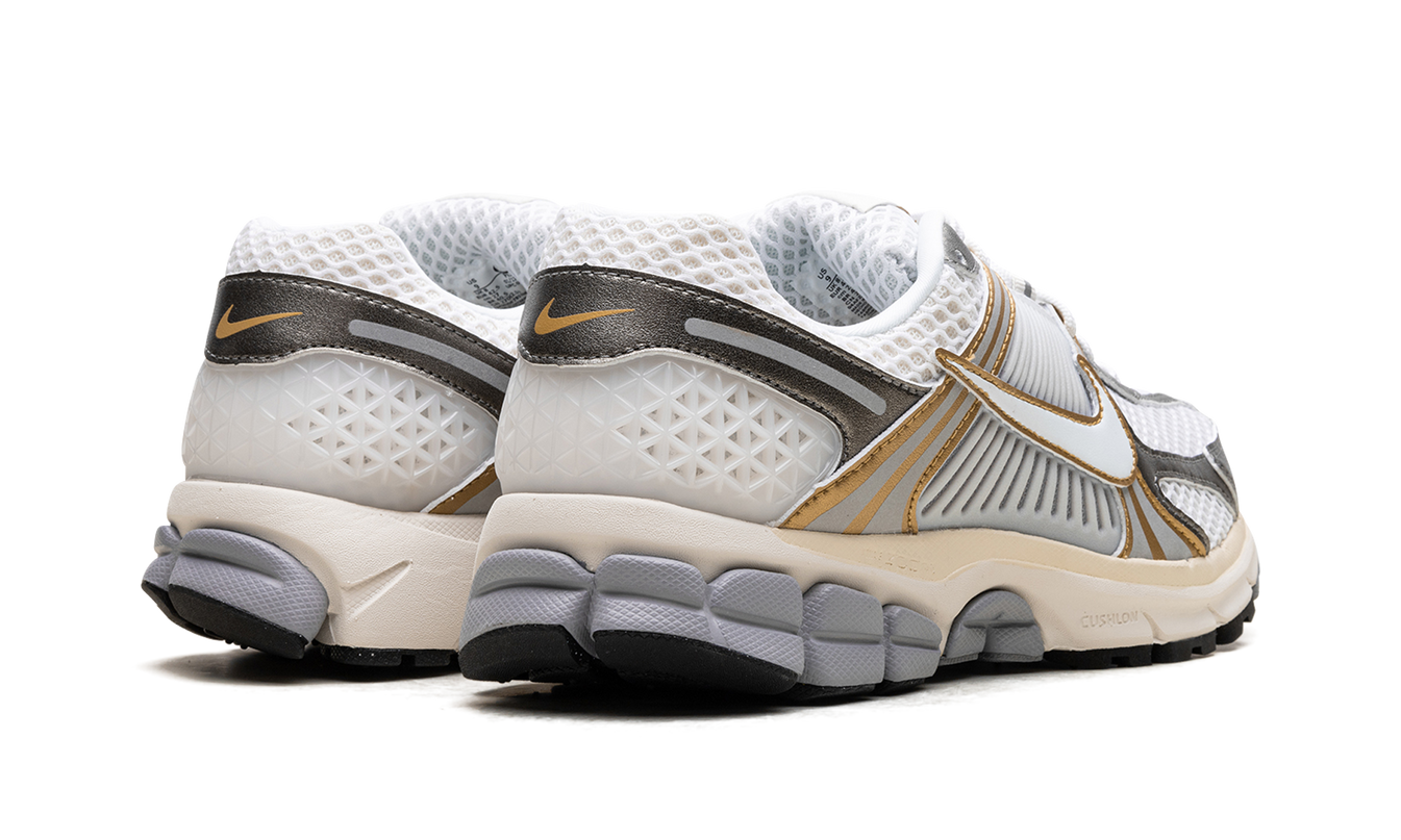 Nike Zoom Vomero 5 "Platinum Tint Metallic Gold"